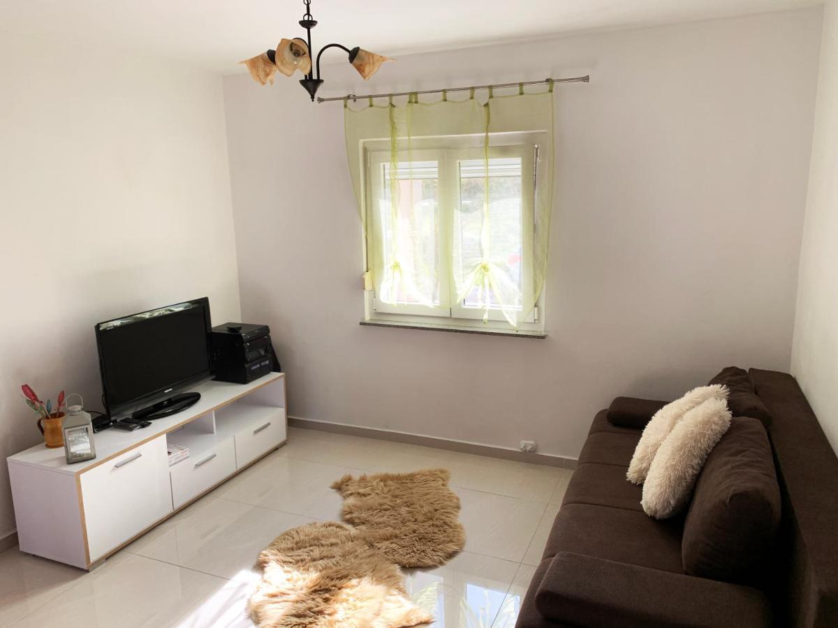 New Apartment Ema II Vrh  ภายนอก รูปภาพ