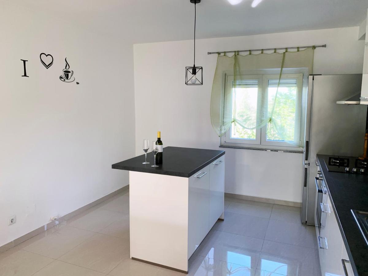 New Apartment Ema II Vrh  ภายนอก รูปภาพ