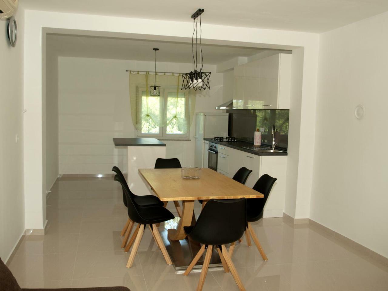 New Apartment Ema II Vrh  ภายนอก รูปภาพ