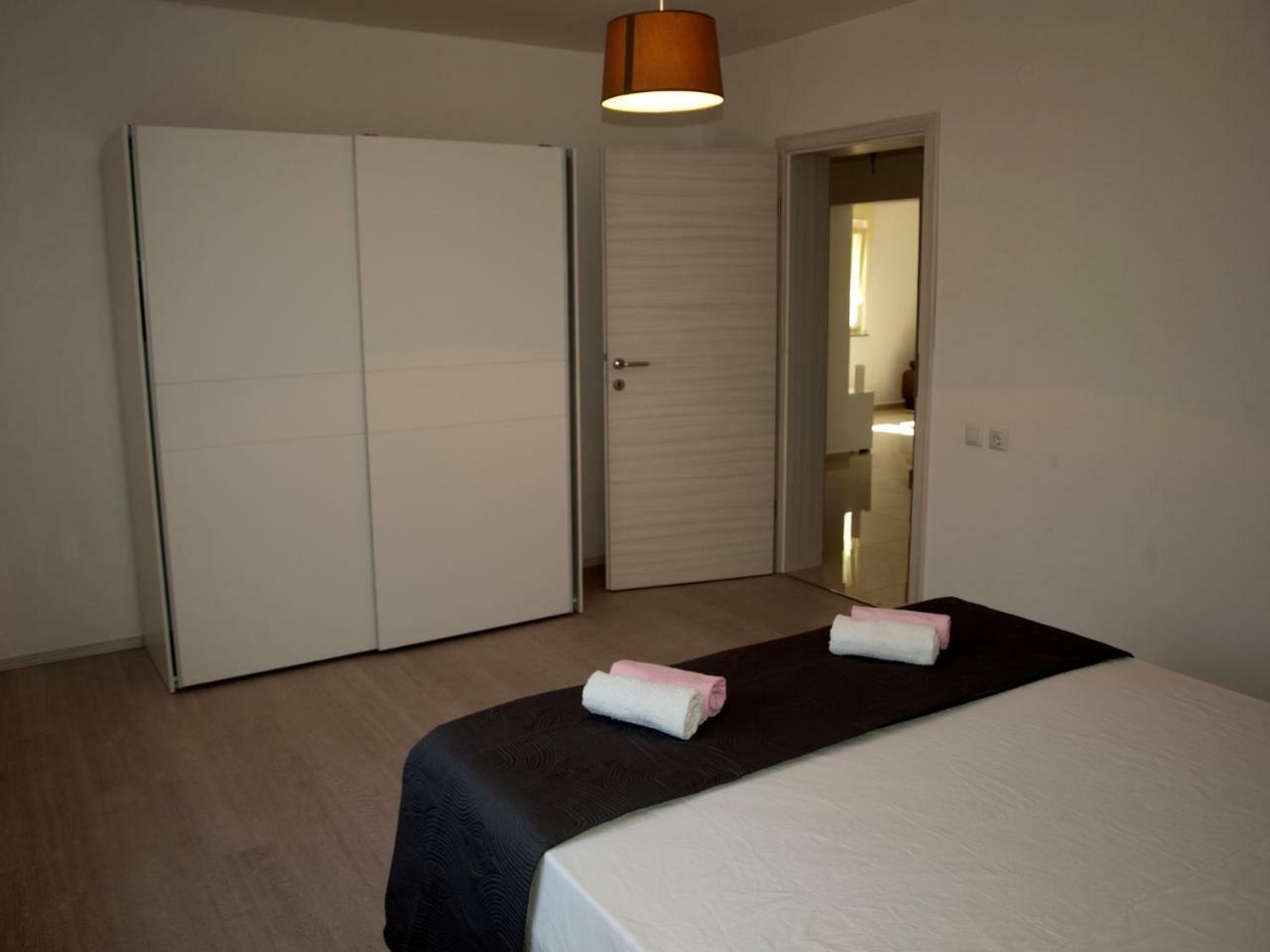 New Apartment Ema II Vrh  ภายนอก รูปภาพ